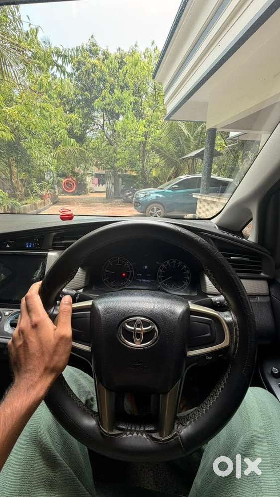 Toyota Innova Crysta 2018 Diesel Well Maintained