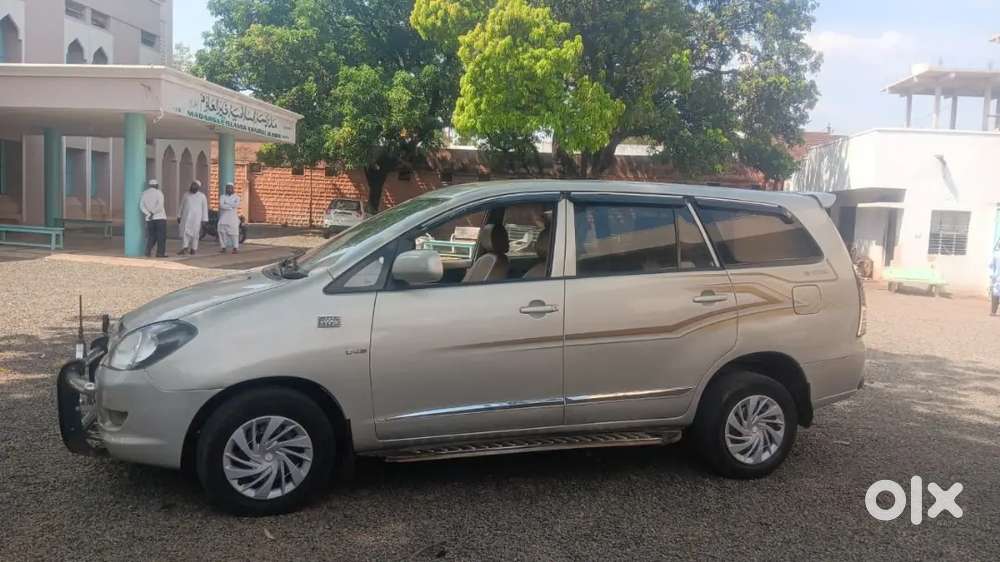 Toyota Innova 2009