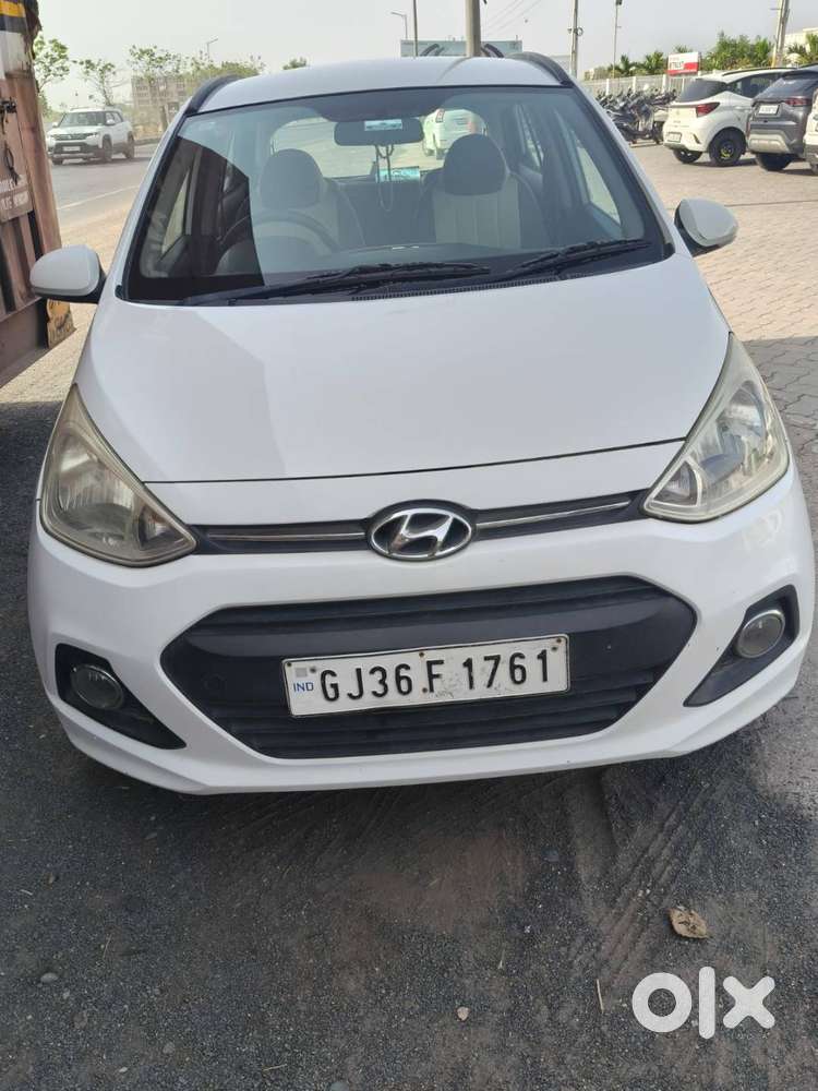 Hyundai Grand I10 2016 Petrol Well Maintained