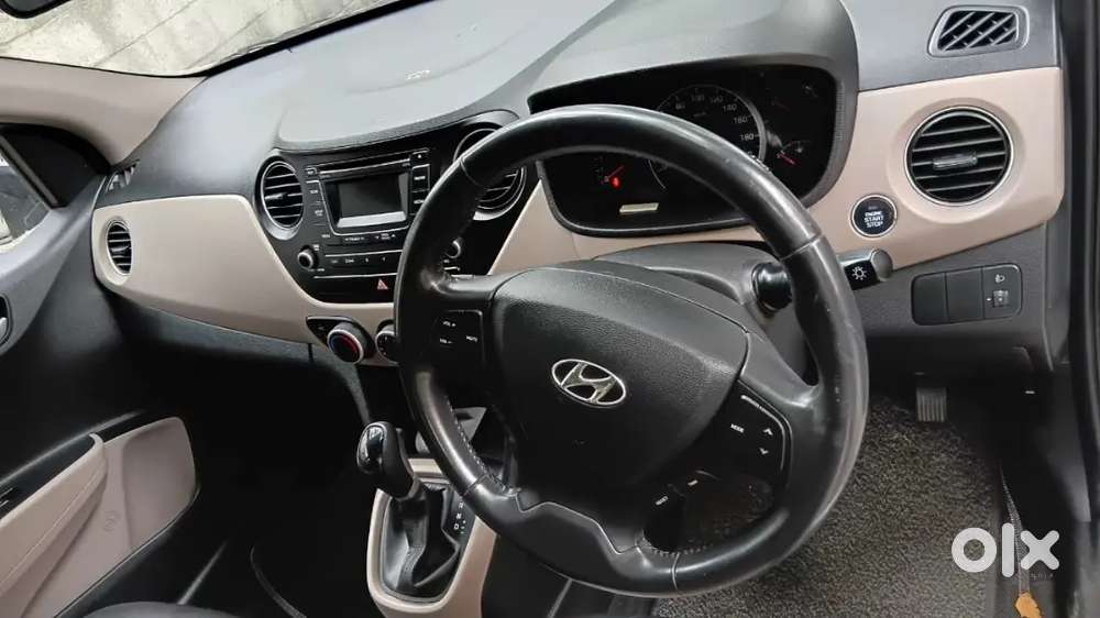 Hyundai I10 Petrol At 2015 Model