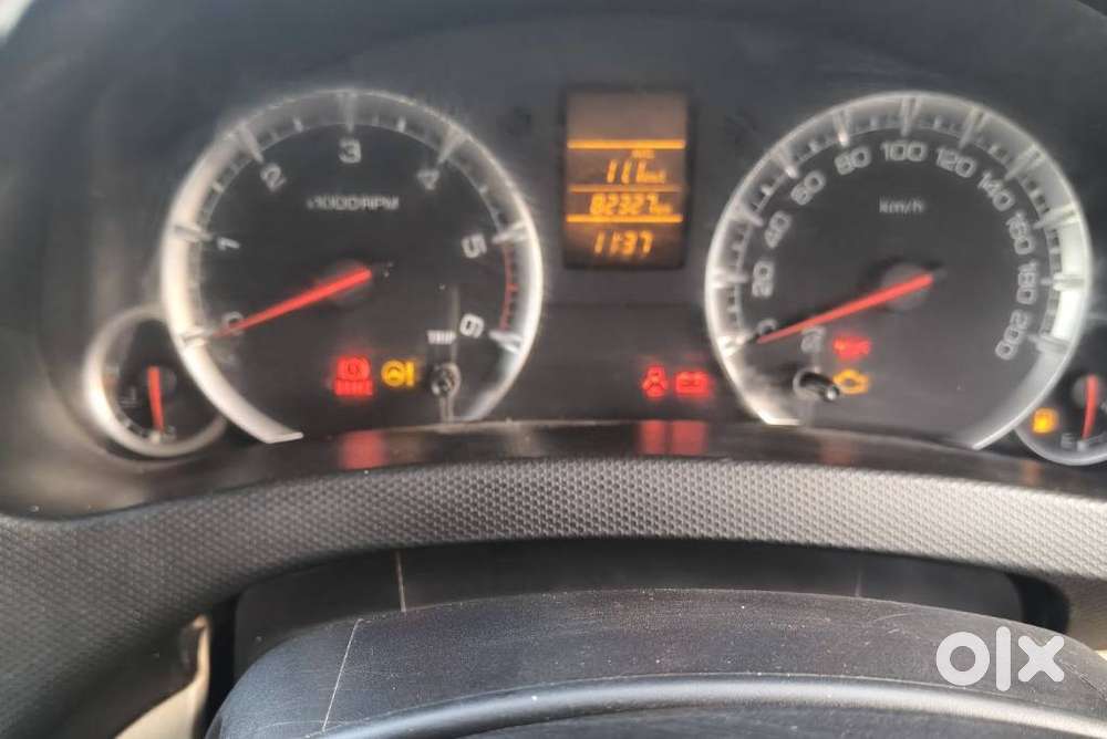 Maruti Suzuki Swift Dzire Vdi Bsiv, 2014, Diesel