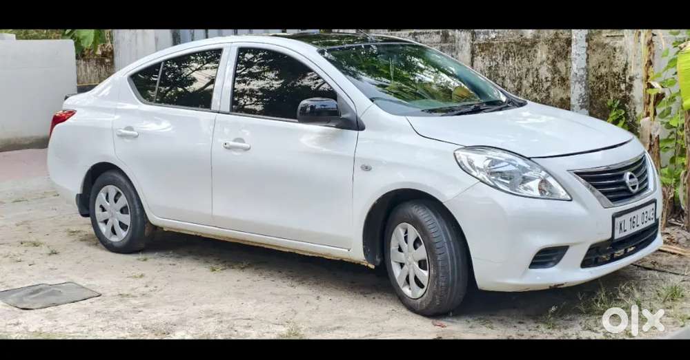Nissan Sunny 2013