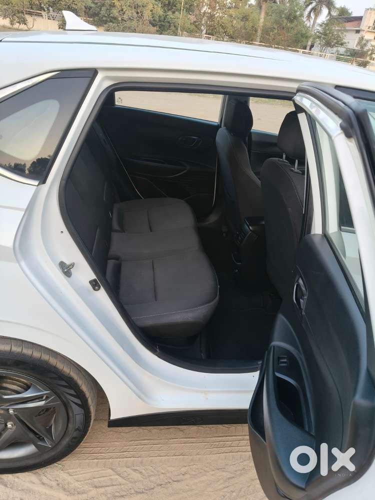 Hyundai I20 Sportz 1.2 Vtvt, 2022, Petrol