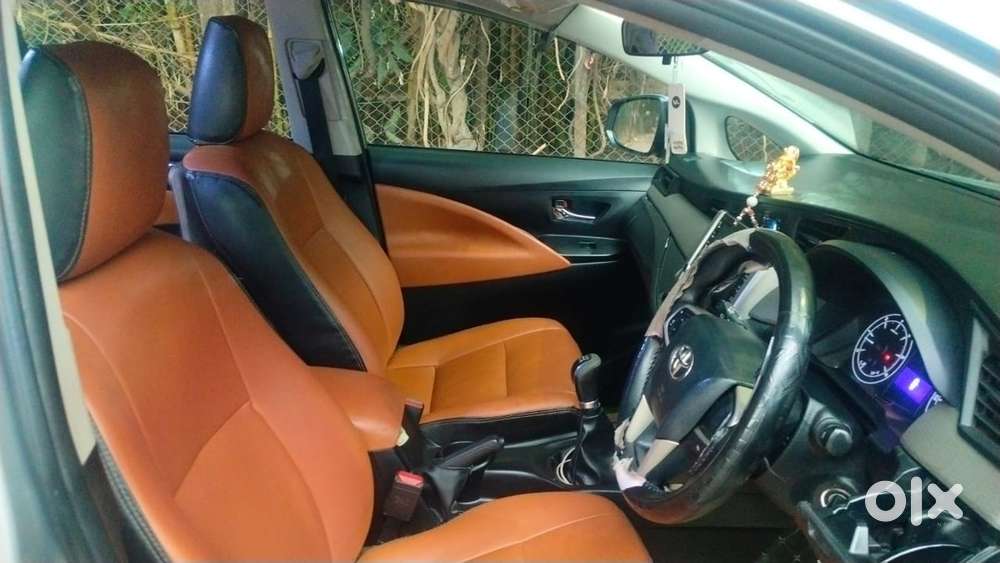 Toyota Innova Crysta 2024