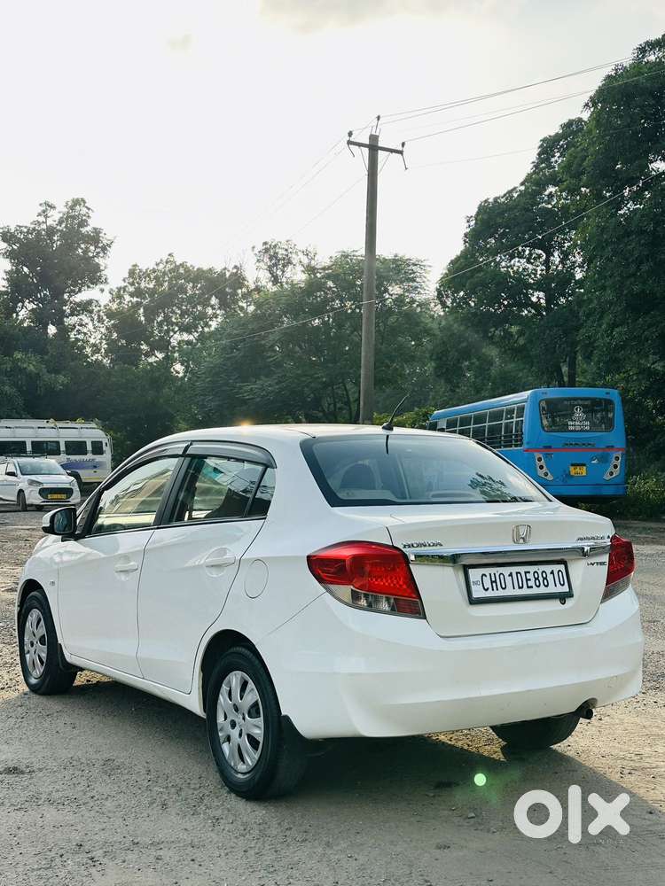 Honda Amaze S Mt I-vtec, 2015, Petrol