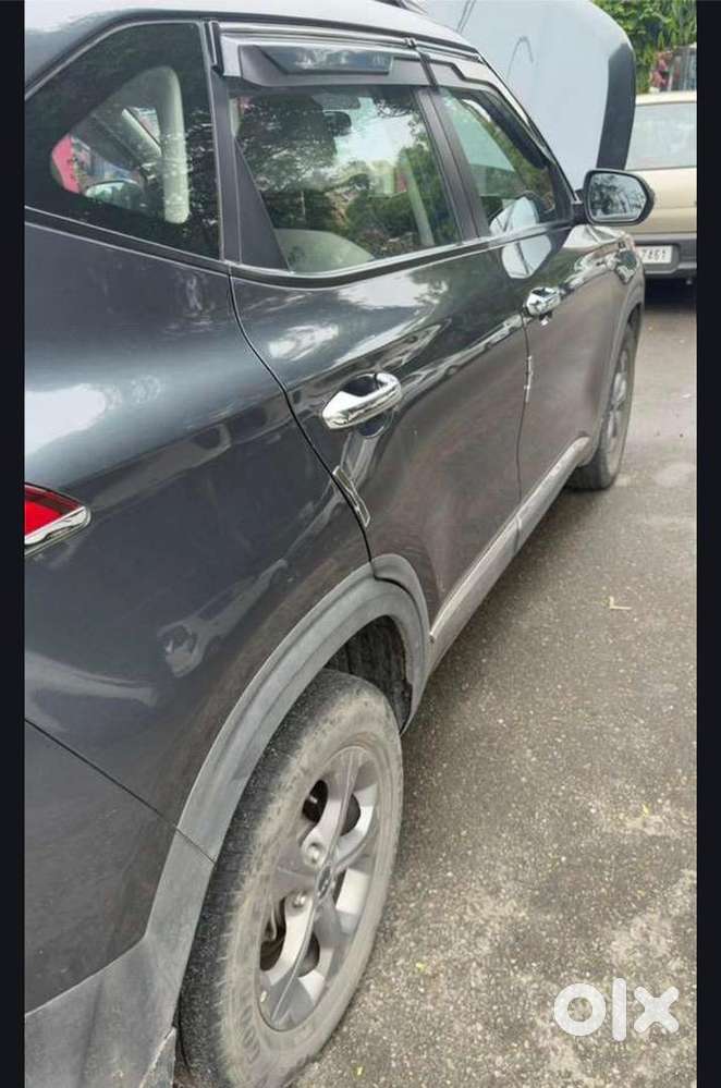 Kia Seltos 2022 Petrol Well Maintained Under Warranty