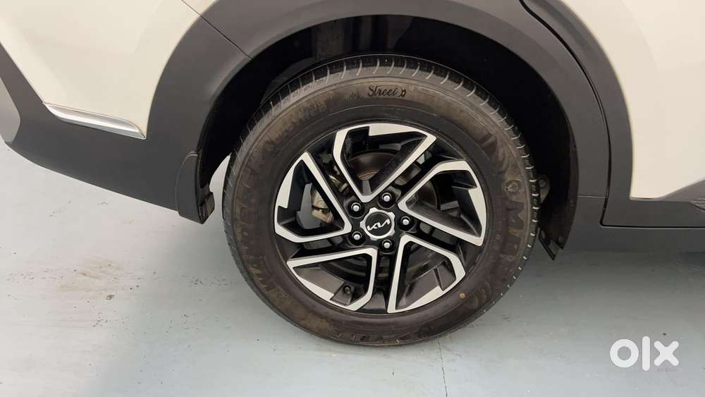 Kia Carens 1.4 Prestige Plus Turbo Dct 7 Str, 2023, Petrol