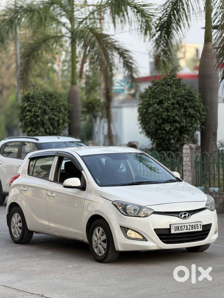Hyundai I20 Sportz Plus, 2013, Petrol