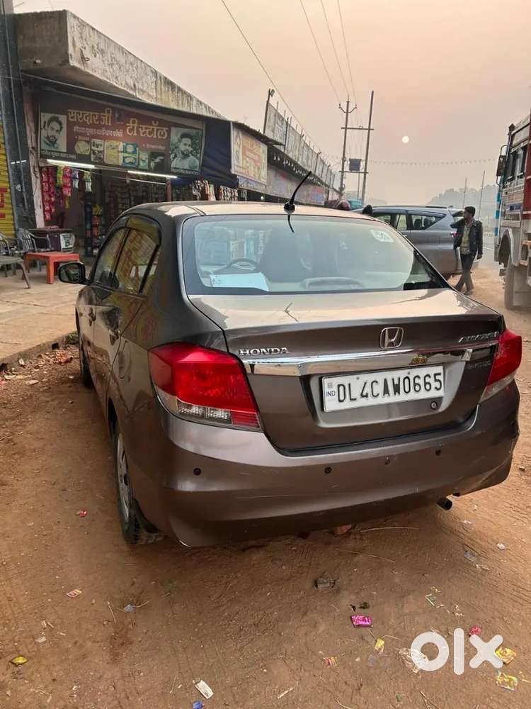 Honda Amaze 2014 Petrol 120000 Km Driven