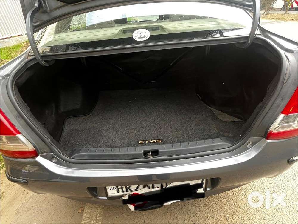 Toyota Petrol Manual 2013 Car