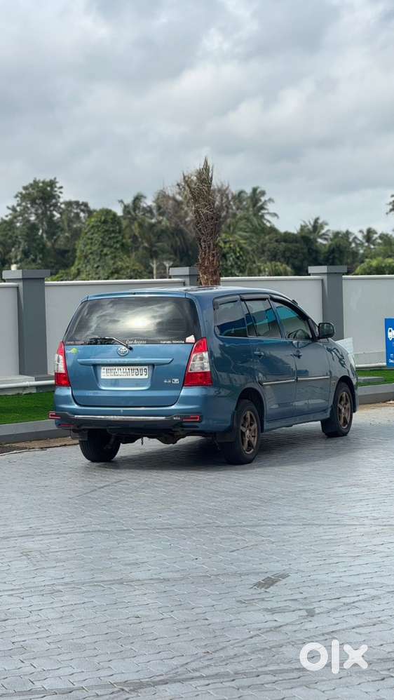 Toyota Innova Diesel 2012