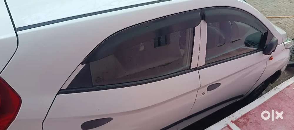 Hyundai Eon 2013 Petrol Well Maintained
