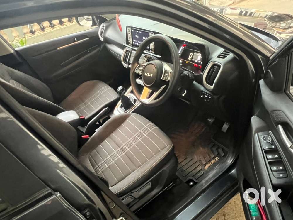 Kia Sonet Htk (o) Sunroof , 2025 Model, Car Is In Super Mint Conditin