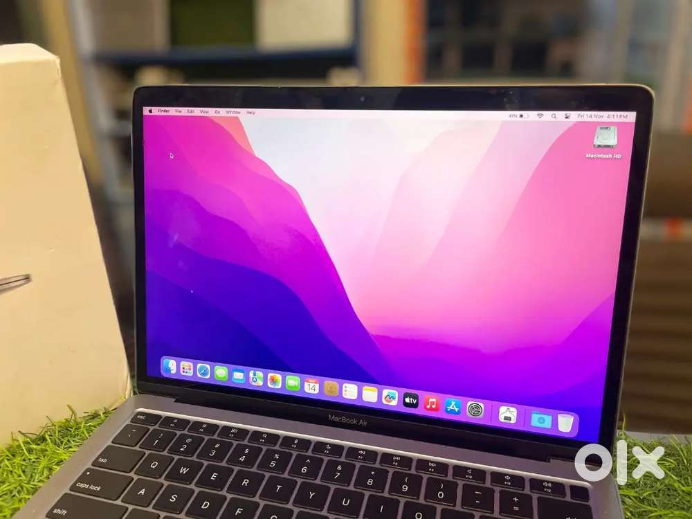 MACBOOK AIR M1 CHIP 2020 8GB RAM 512GB SSD WITH ALL ACCESSORIES