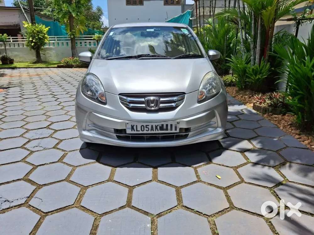 Honda Amaze 2015 Diesel Well Maintained