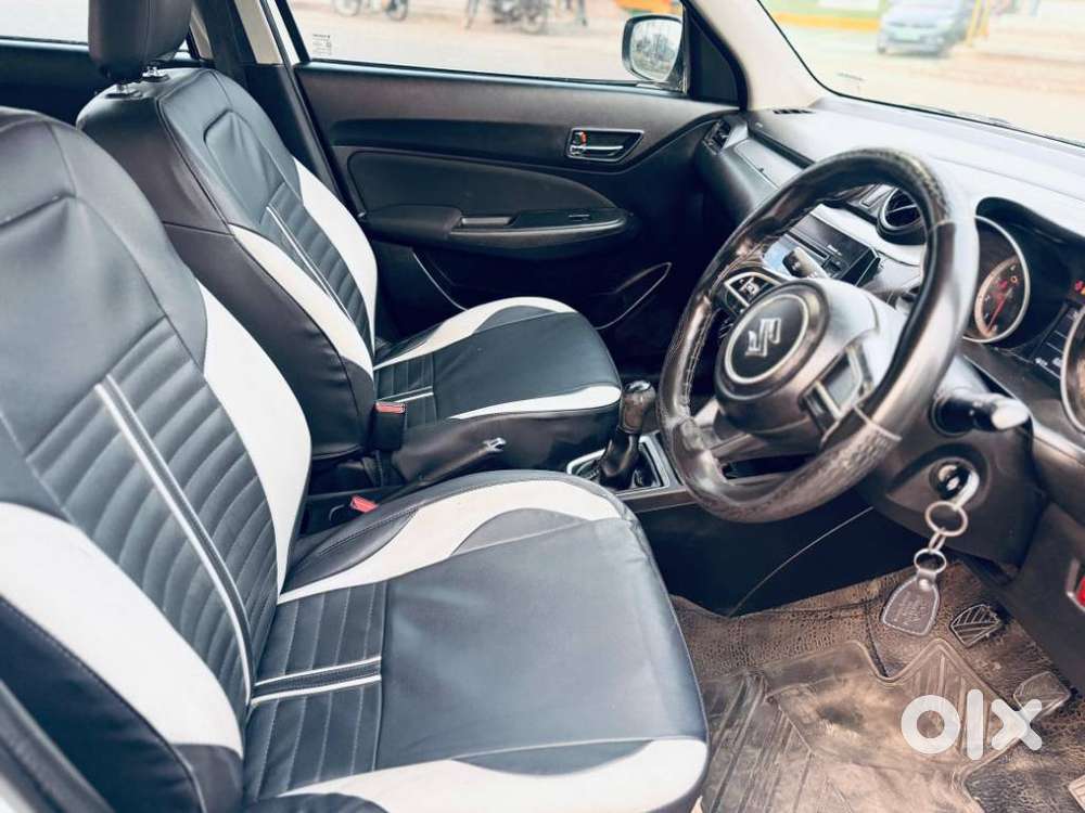 Maruti Suzuki Swift Vxi + Manual, 2020