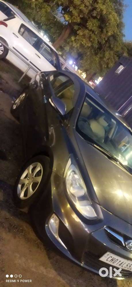 Hyundai Verna, 2011, Petrol