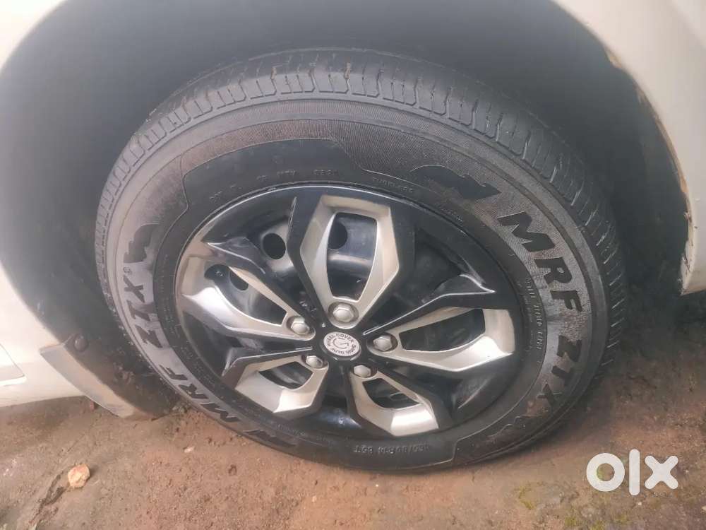 Maruti Suzuki Swift Dzire 2012 Petrol 72700 Km Driven