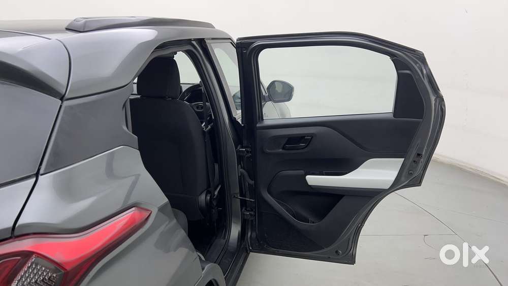 Tata Punch Accomplished Mt Sunroof, 2024, Petrol
