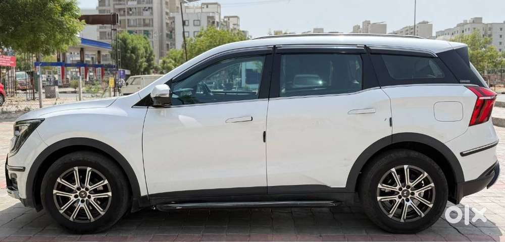 Mahindra Xuv700 Ax7l 6 Str At, 2023, Diesel