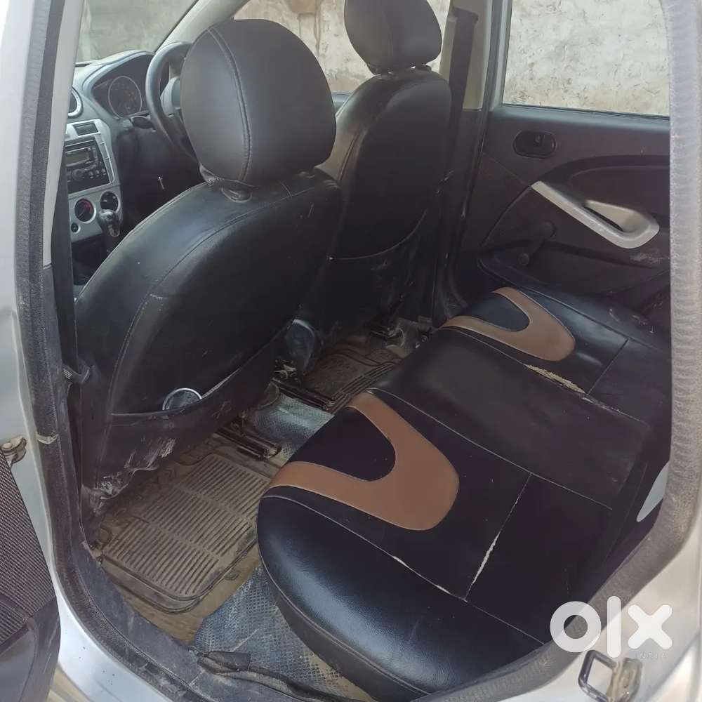 Silver Colur ,few Damage In Back Side