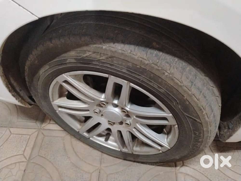 Maruti Suzuki Ertiga 2012