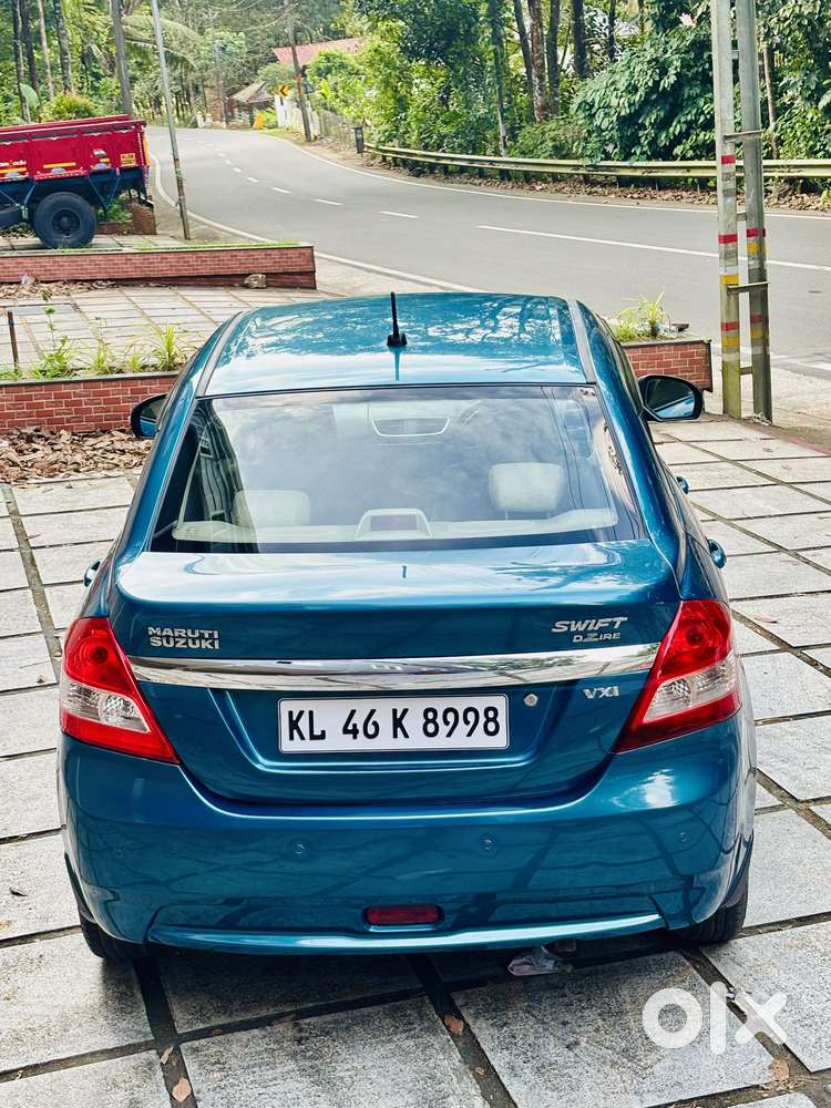 Maruti Suzuki Swift Dzire 1.2 Vxi Bsiv, 2014, Petrol