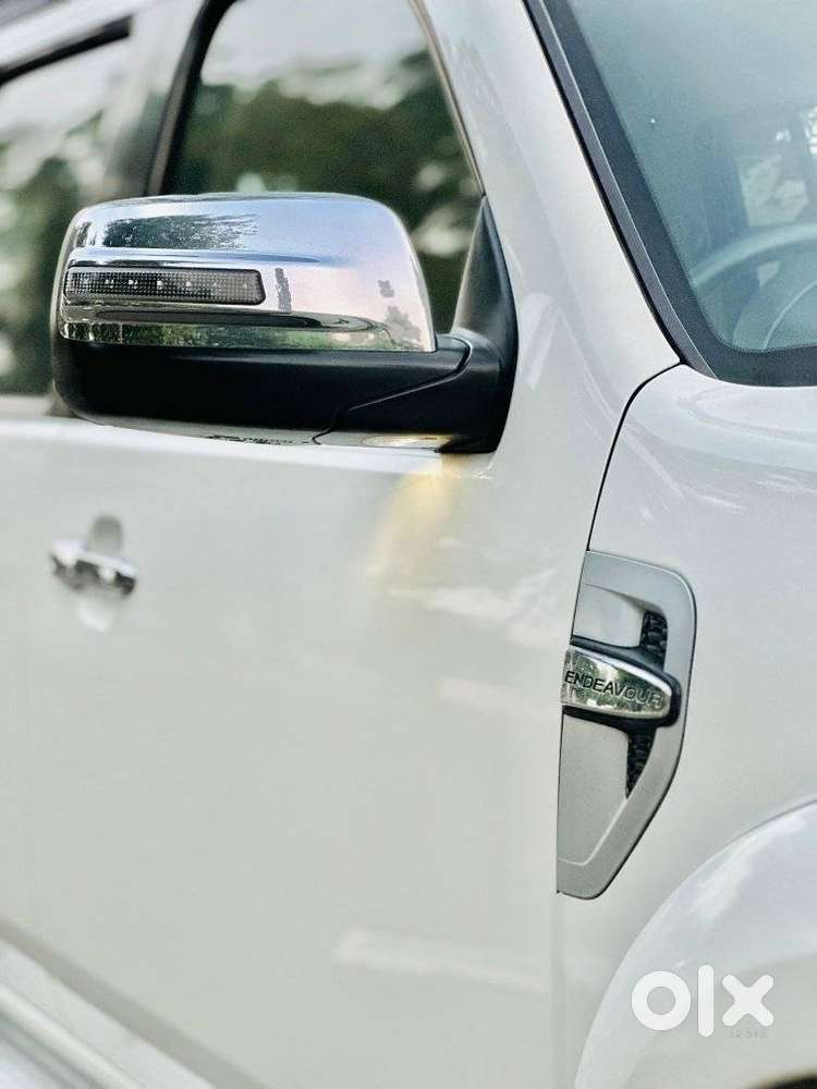 Ford Endeavour 2.5l 4x2, 2011, Diesel