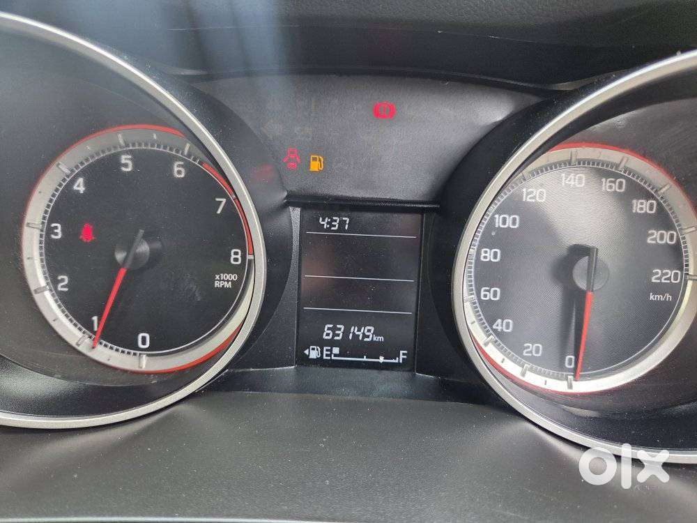 Maruti Suzuki Swift Vxi + Manual, 2023, Petrol