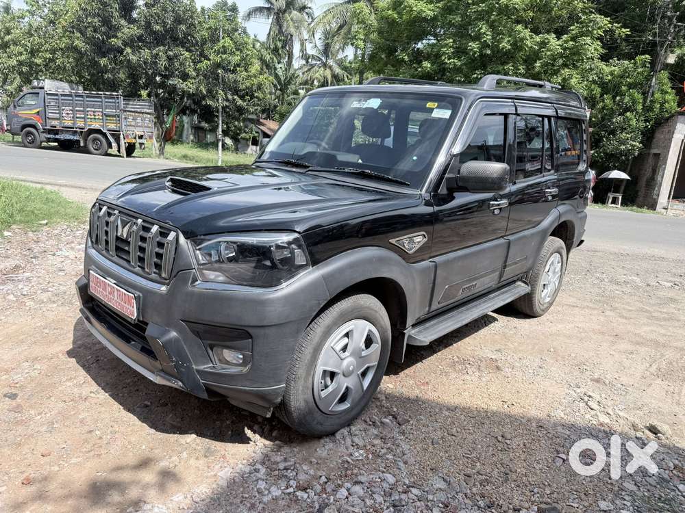 Mahindra Scorpio Classic 2.2 S Mt 9 Str, 2025, Cng & Hybrids