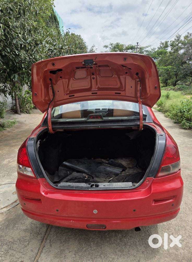 Maruti Suzuki Swift Dzire Vxi, 2009, Petrol