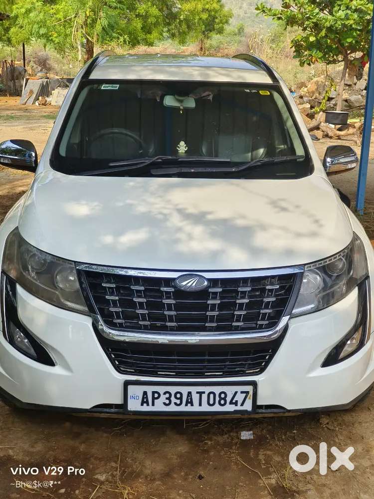 Mahindra Xuv500 2019 Diesel 150000 Km Driven Well Maintained