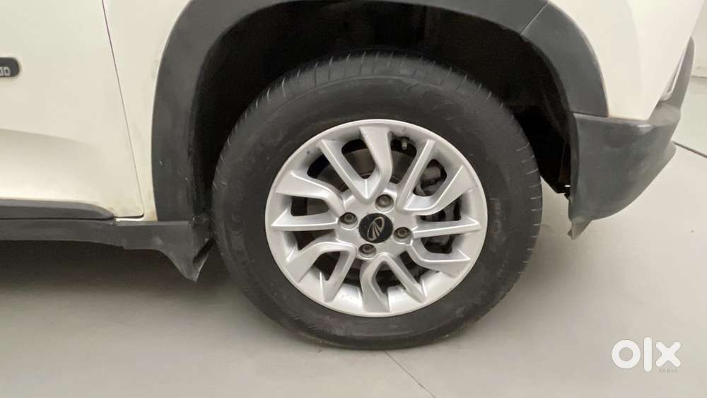 Mahindra Kuv 100 2016-2017 Mfalcon G80 K8, 2016, Petrol