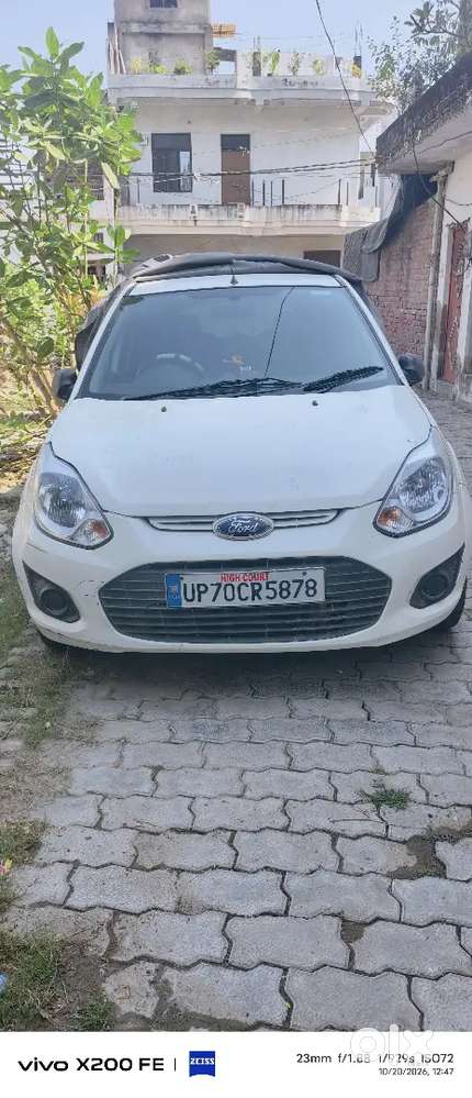 Ford Figo Zxi 2014 Petrol Manual