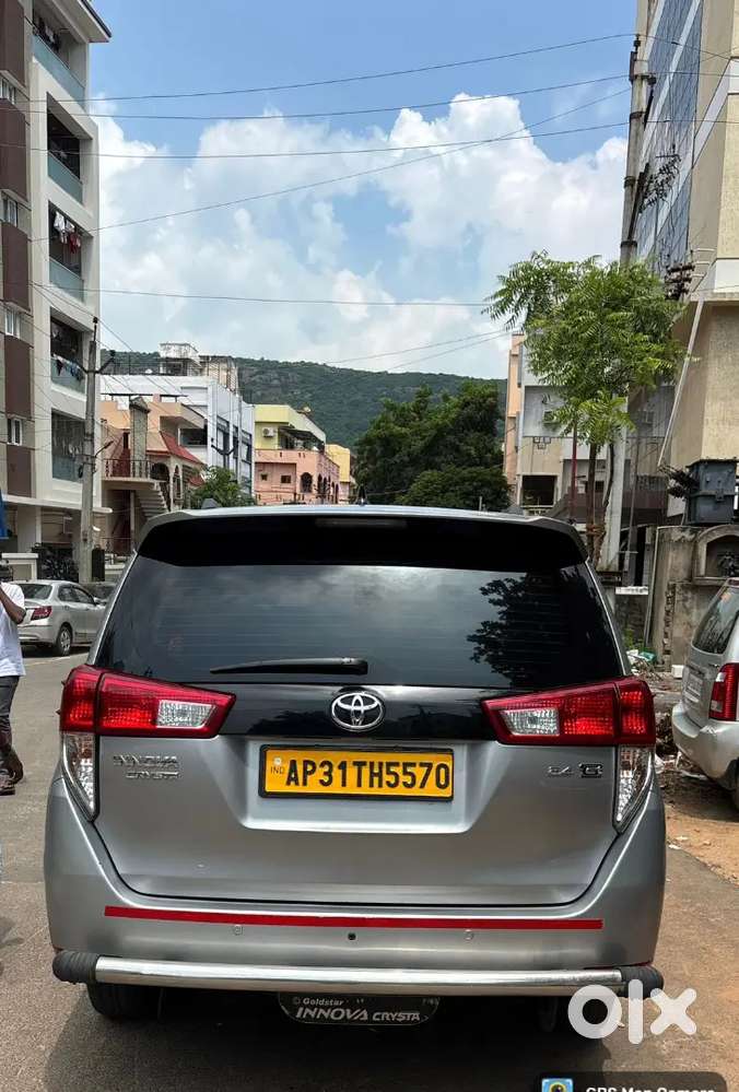 Toyota Innova Crysta 2017 Diesel Well Maintained