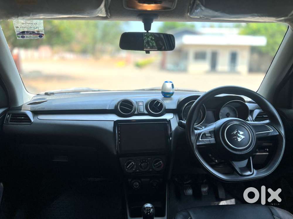 Maruti Suzuki Swift Vvt Vxi, 2021, Petrol
