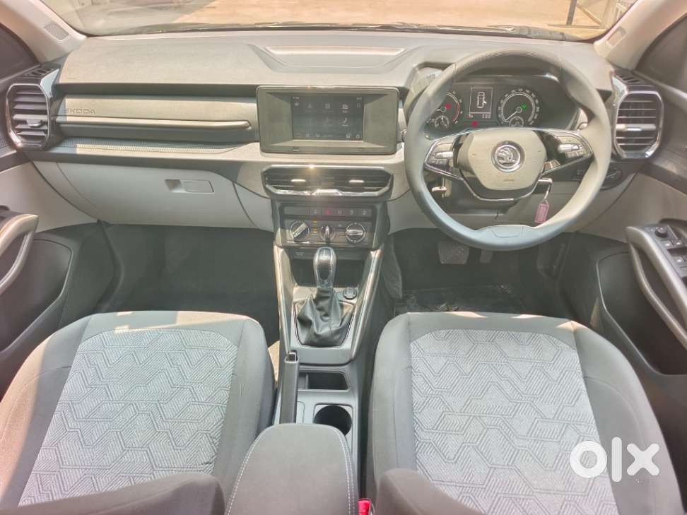 Skoda Kylaq Signature At, 2025, Petrol