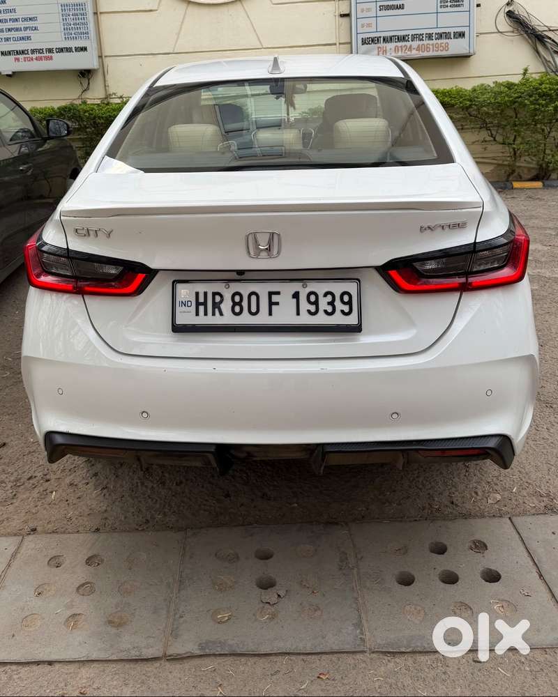 Honda City Zx 2025 Petrol 38564 Km Driven