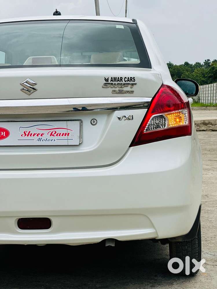 Maruti Suzuki Swift Dzire 1.2 Vxi Bsiv, 2014, Petrol