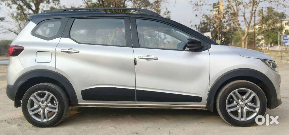 Renault Triber Rxz Easy-r Amt, 2022, Petrol