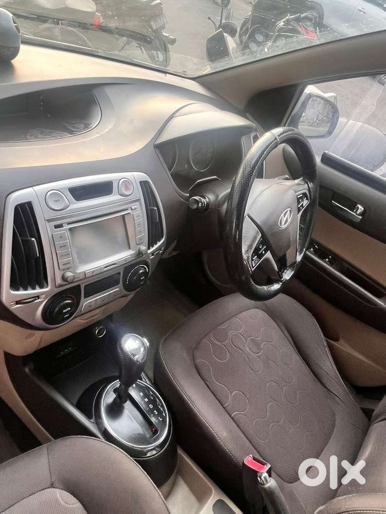 Hyundai Car 2011 Automatic
