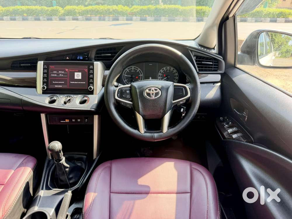 Toyota Innova Crysta [2020-ongoing] 2.4 Gx 7 Str, 2023, Diesel