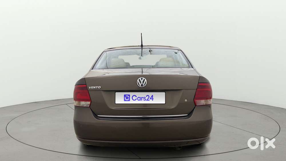 Volkswagen Vento 2013-2015 1.6 Highline, 2015, Petrol