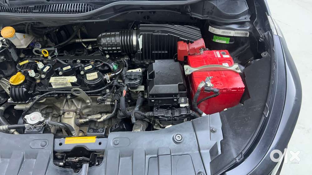 Tata Altroz 1.2 Xz Plus Dark Edition, 2022, Petrol