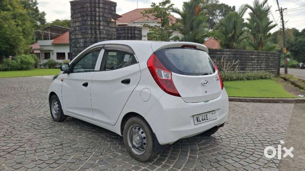 Hyundai Eon Era +, 2017, Petrol
