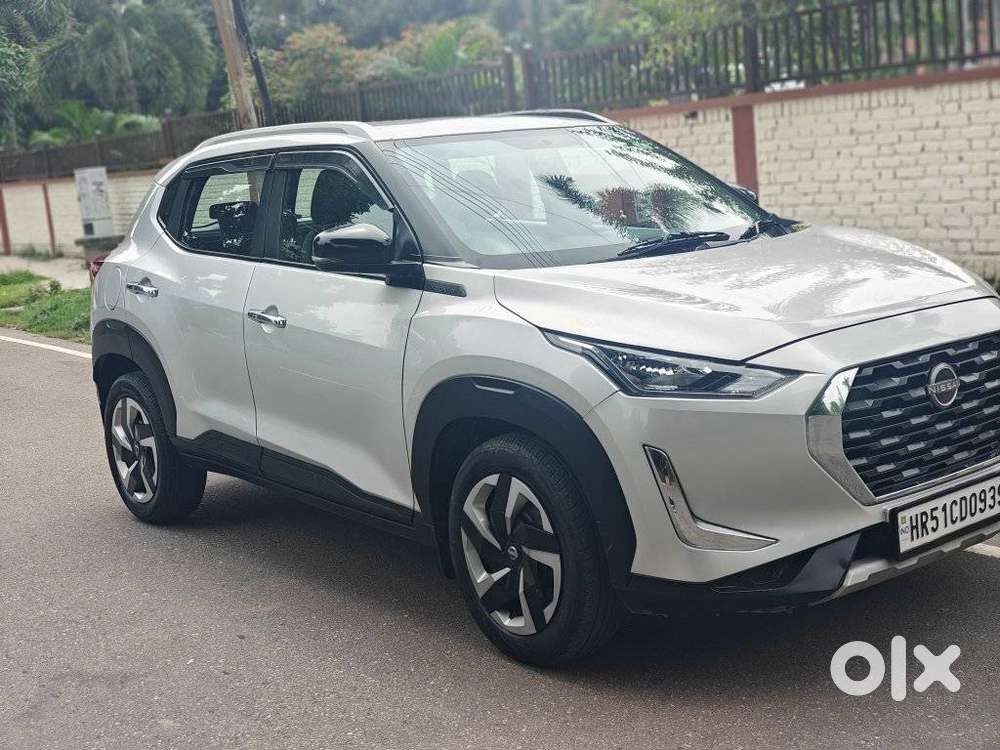 Nissan Magnite 1.0 Xv Executive Turbo Cvt, 2021, Petrol
