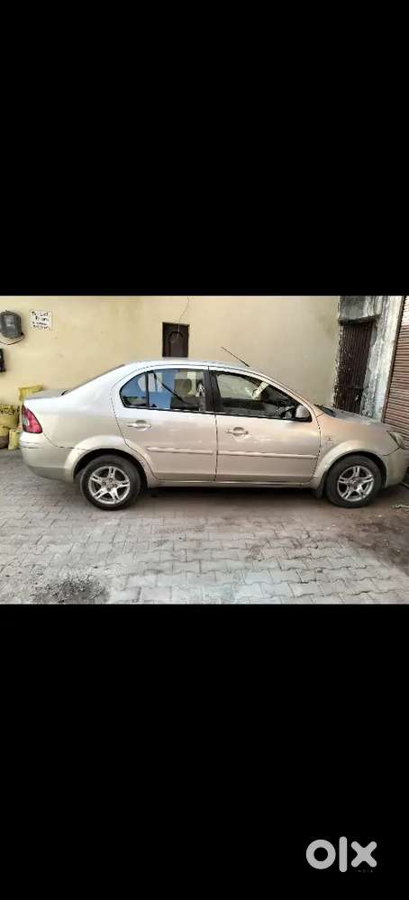 Ford Fiesta 2006 Petrol 77000 Km Driven