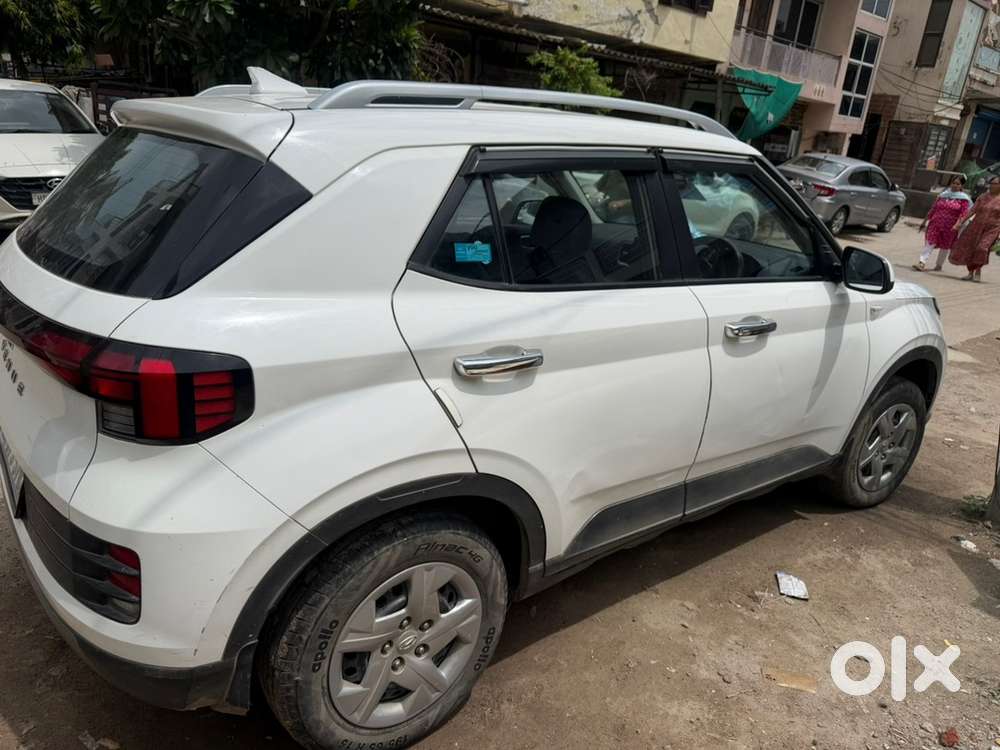 Hyundai Venue 2022 Manual Petrol