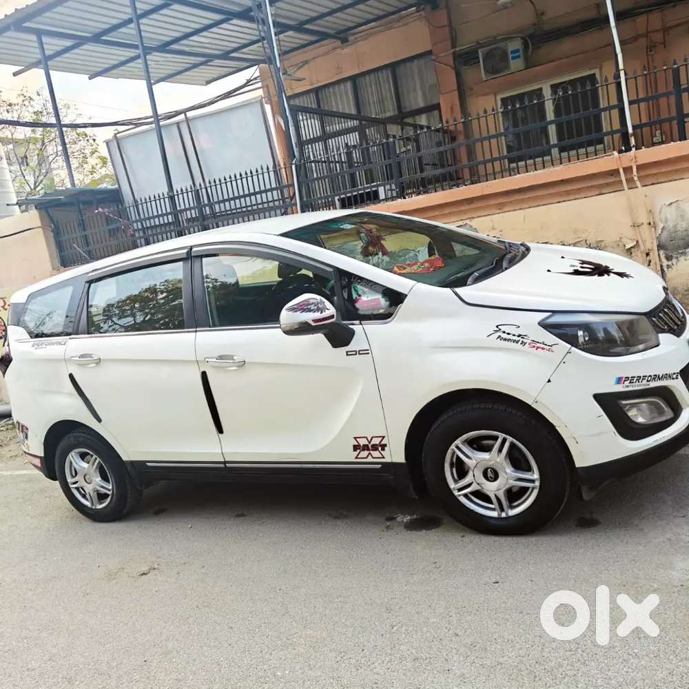 Mahindra Marazzo 2019 Diesel 250000 Km Driven