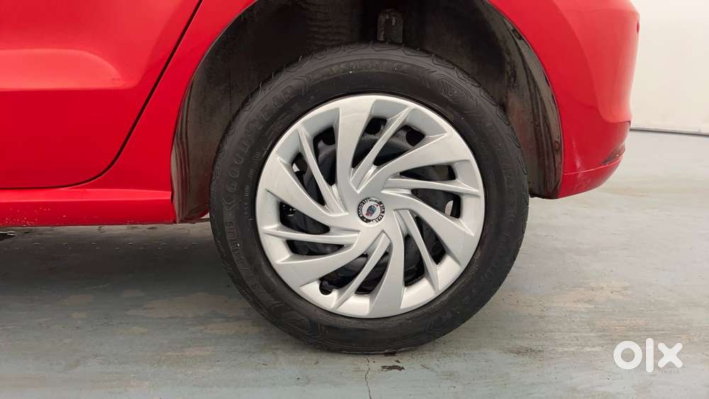 Volkswagen Polo Petrol Comfortline 1.2l, 2016, Petrol